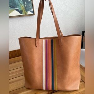 🌟*VERY LIGHTLY USED* 🌟 Madewell Tan Leather Tote w/ stripes